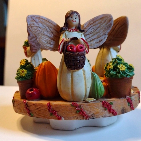 Virginia Candle Holiday Candle Capper Three Angels Fall Harvest Old